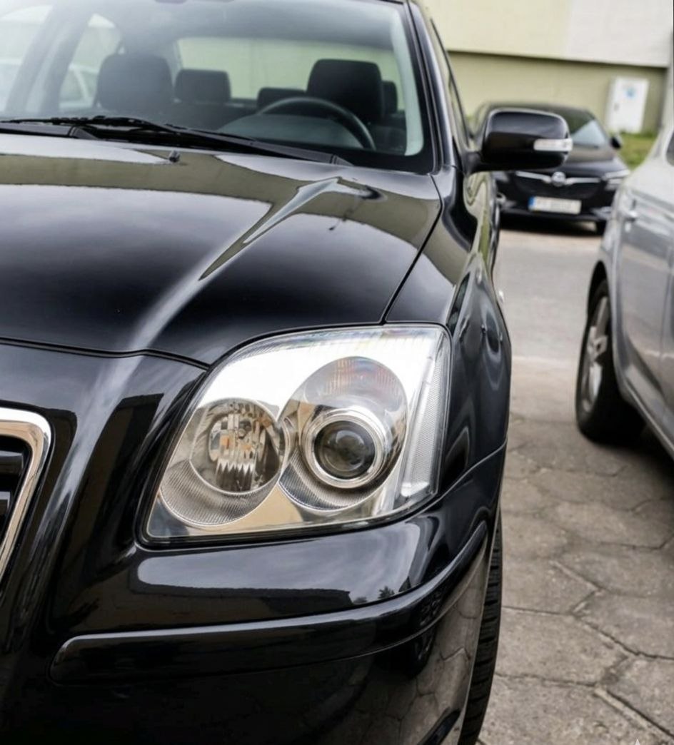 Toyota po regeneracji reflektorów